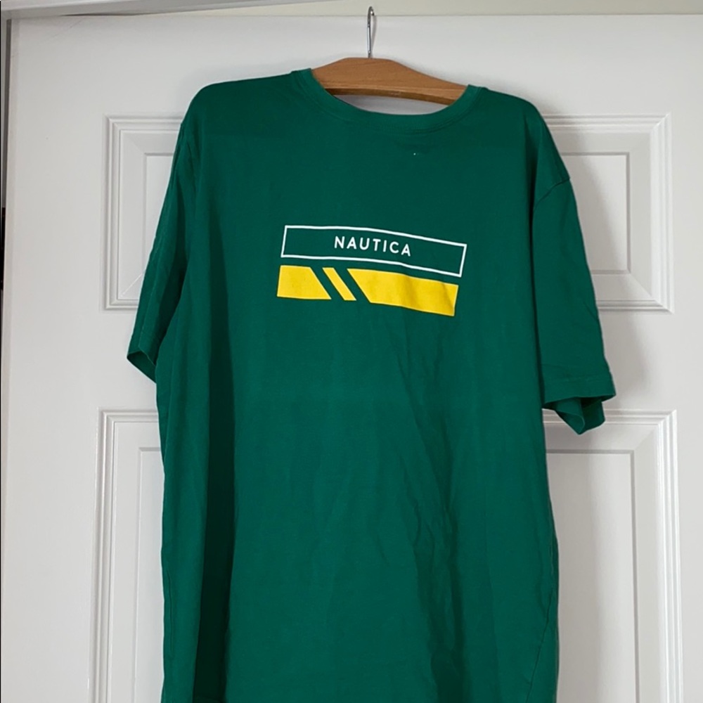 Men’s Medium Nautica T-shirt
